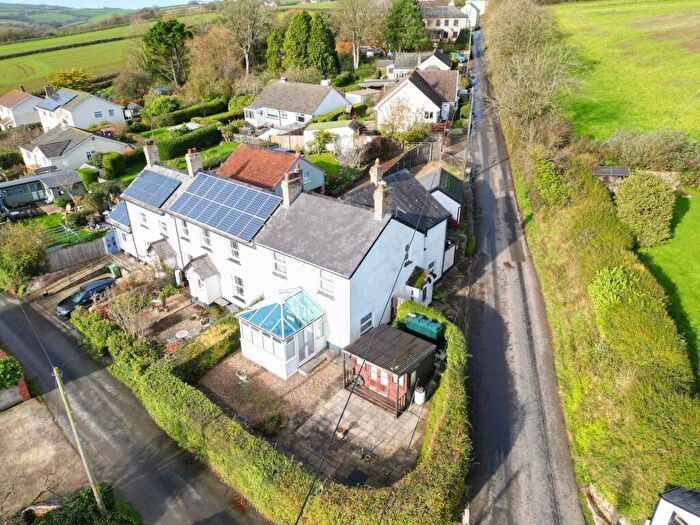 3 Bedroom Semi-Detached House For Sale In Lower Webbs Cottage, Littleham, EX39