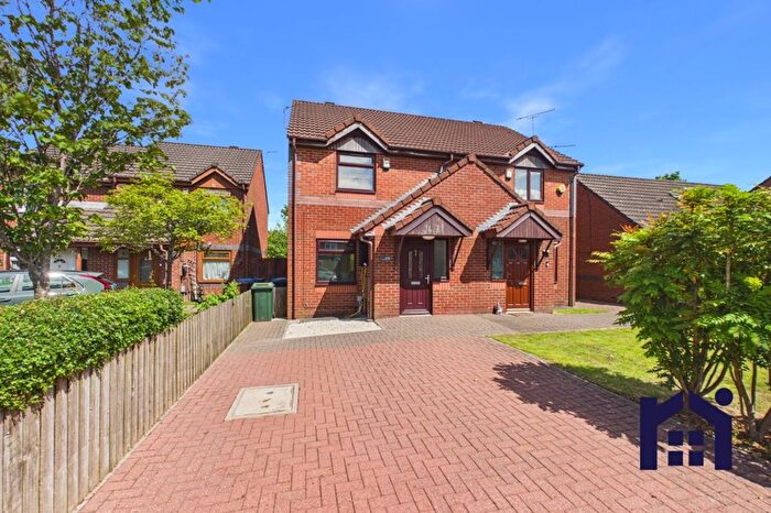 3 Bedroom Semi Detached House For Sale In Kilkerran Close, Chorley, PR6