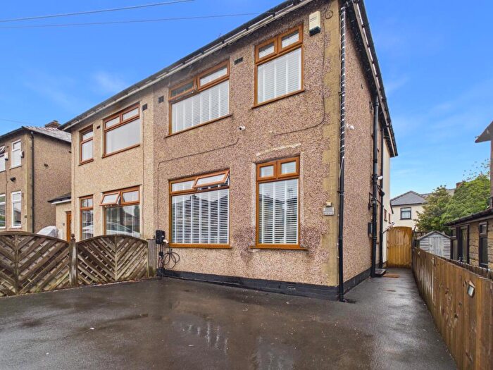 4 Bedroom Semi Detached House For Sale In Beech Road, Wibsey, West Yorkshire, BD6