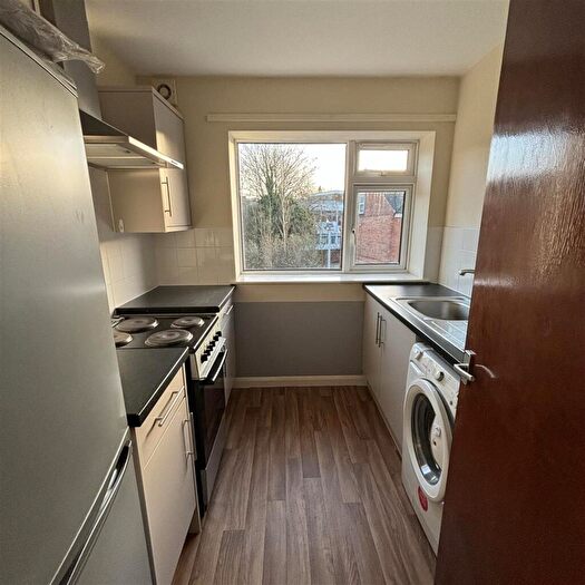 1 Bedroom Flat To Rent In Station Road, Acocks Green, Birmingham, B27