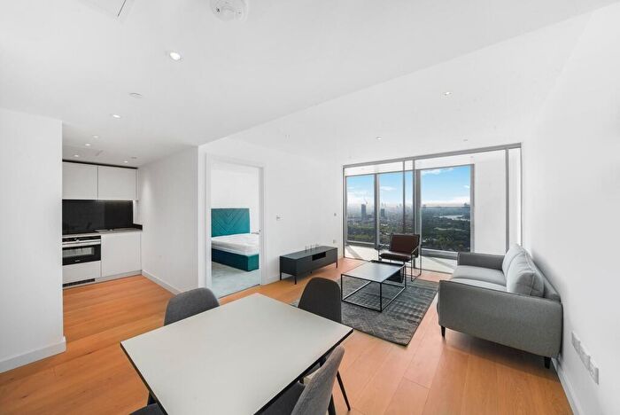 1 Bedroom Flat To Rent In Landmark Pinnacle, Marsh Wall, E14