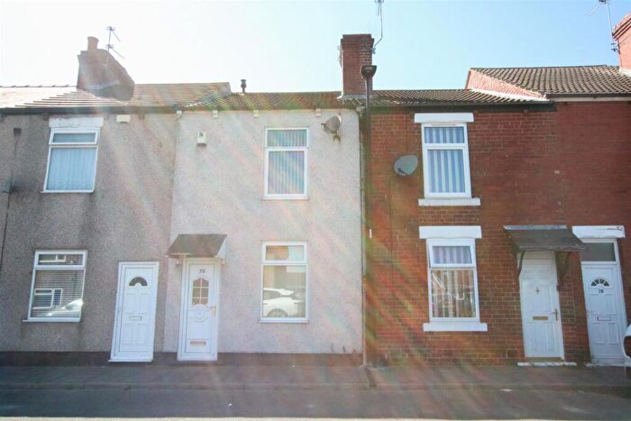 2 Bedroom Terraced House For Sale In Ridgill Avenue, Skellow, Doncaster, DN6