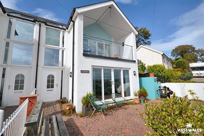 3 Bedroom Semi-Detached House For Sale In Glanymor Road, Goodwick, SA64