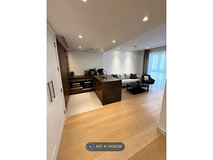 1 Bedroom Flat To Rent In London, London, WC2A