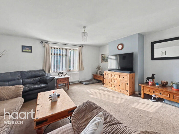 5 Bedroom Semi-Detached House For Sale In Bedford Row, Foul Anchor, PE13