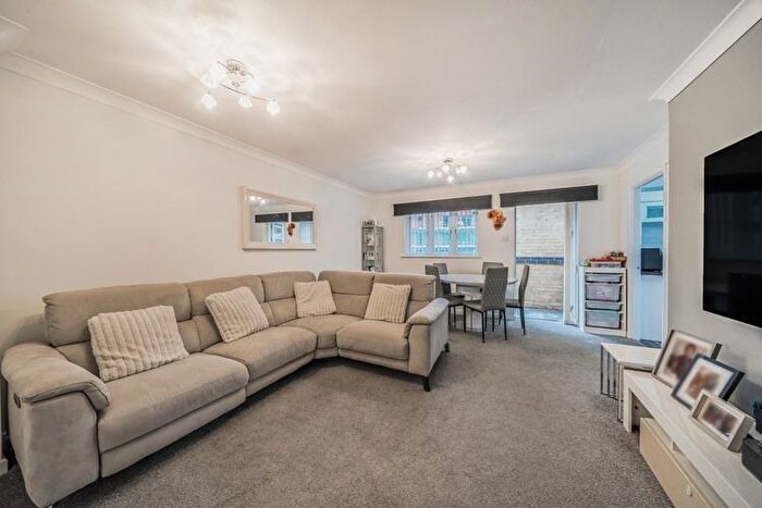 2 Bedroom Flat For Sale In Enterprise House, Aldershot, Hampshire, GU11