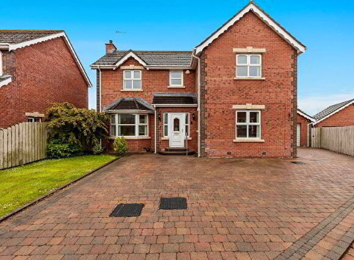 3 Bedroom Detached House For Sale In Ballycrochan Avenue, Bangor, BT19