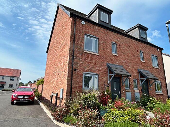 4 Bedroom Semi-Detached House For Sale In Severnbank Avenue, Newnham, GL14