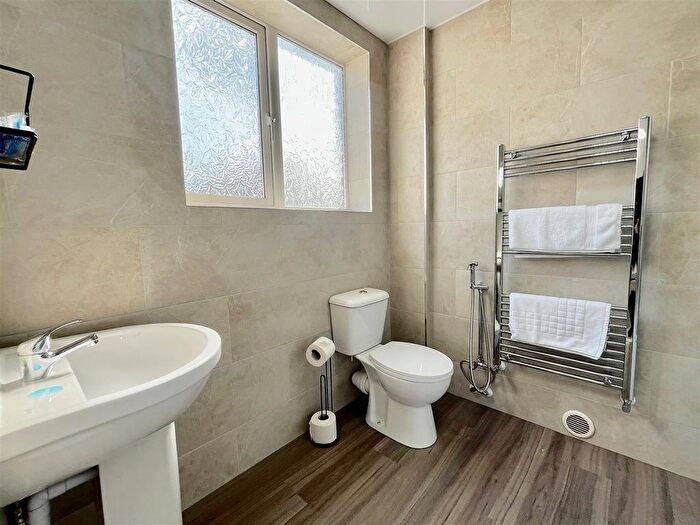 3 Bedroom Flat To Rent In Station Lane, Birtley, Chester Le Street, DH3