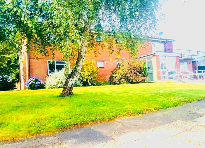 1 Bedroom Flat To Rent In Durham Crescent, Allesley, Coventry, CV5