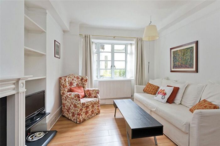 1 Bedroom Flat To Rent In Winchester Court, Kensington, W8