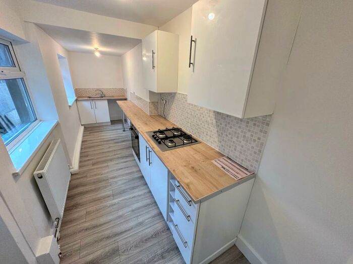 2 Bedroom Terraced House To Rent In West Street, CW1