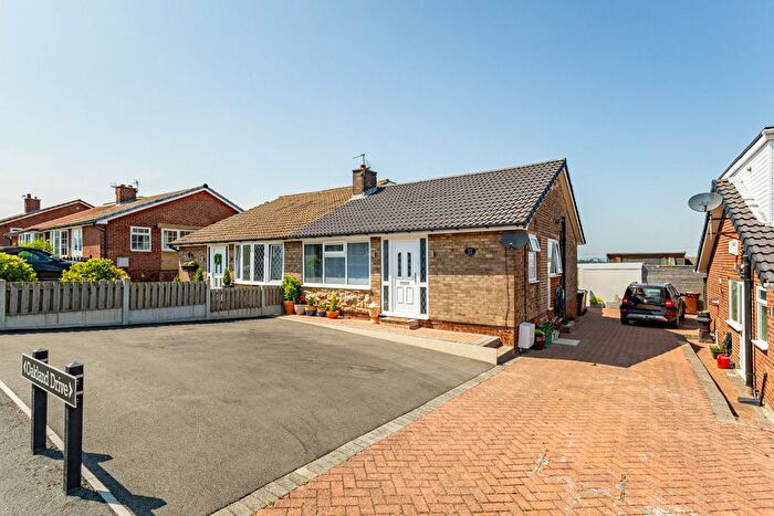 2 Bedroom Semi-Detached Bungalow For Sale In Oakland Drive, Nertherton, WF4