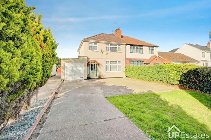 3 Bedroom Semi Detached House For Sale In Rugby Road, Binley Woods, Coventry, CV3