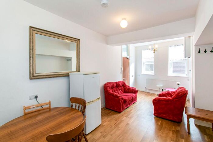 2 Bedroom Apartment To Rent In St Michaels Road, Bournemouth, BH2