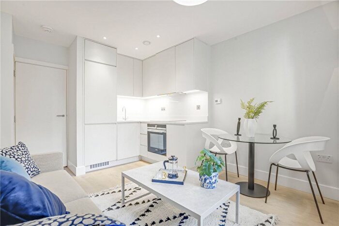 1 Bedroom Flat To Rent In Ossington Buildings, London, W1U