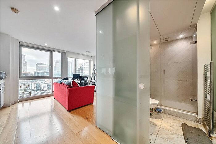 1 Bedroom Studio To Rent In Fairmont Avenue, London, E14