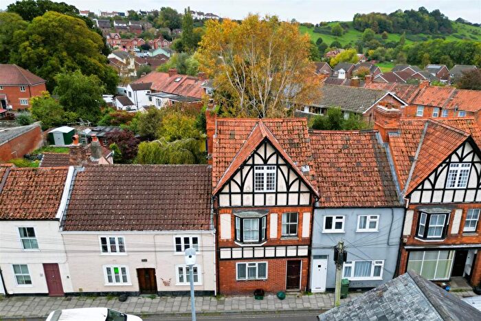 3 Bedroom Terraced House For Sale In House | Updating | Glastonbury, BA6