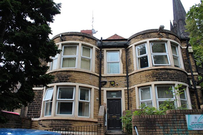 Block Of Flats To Rent In St Michaels Lane, Leeds, LS6