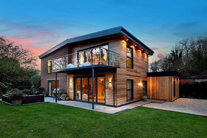 5 Bedroom Country House For Sale In Elm Road, Penn, Buckinghamshire, HP10