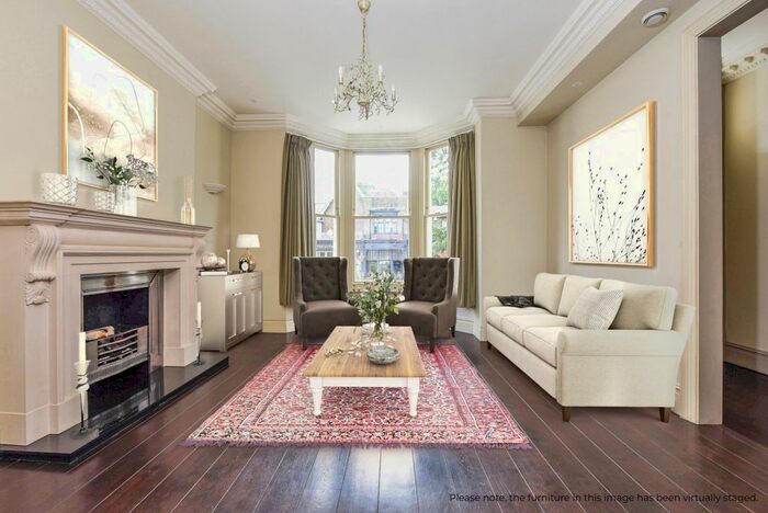 5 Bedroom Town House To Rent In Friars Stile Road, Richmond, TW10