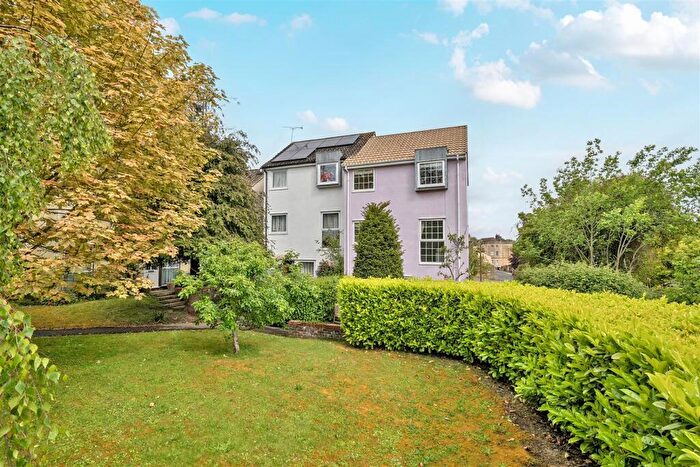3 Bedroom Semi Detached House For Sale In The Butts, Chippenham, SN15