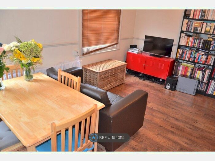 1 Bedroom Flat To Rent In Killyon Terrace, London, SW8