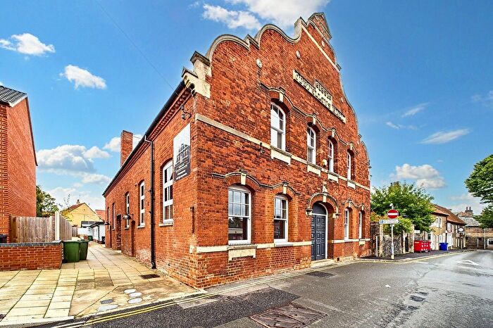 3 Bedroom Flat For Sale In Earls Street, Thetford, IP24