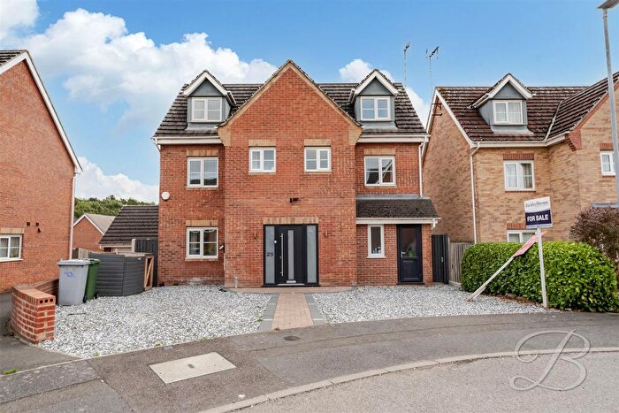 5 Bedroom Detached House For Sale In Waterfield Way, Clipstone Village, Mansfield, NG21