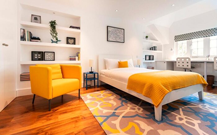 4 Bedroom House To Rent In Leathwaite Road, London, SW11