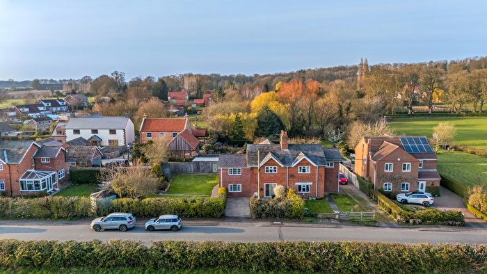 4 Bedroom Cottage For Sale In Kexby Road, Glentworth, Gainsborough, DN21
