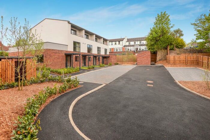 2 Bedroom Duplex To Rent In Garmont Court, Chapel Allerton, Leeds, LS7