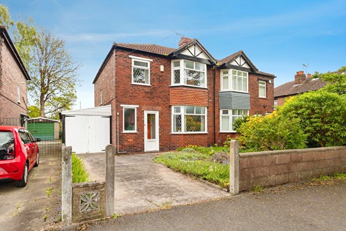 3 Bedroom Semi-Detached House For Sale In Parkway, Stockport, Greater Manchester, SK3