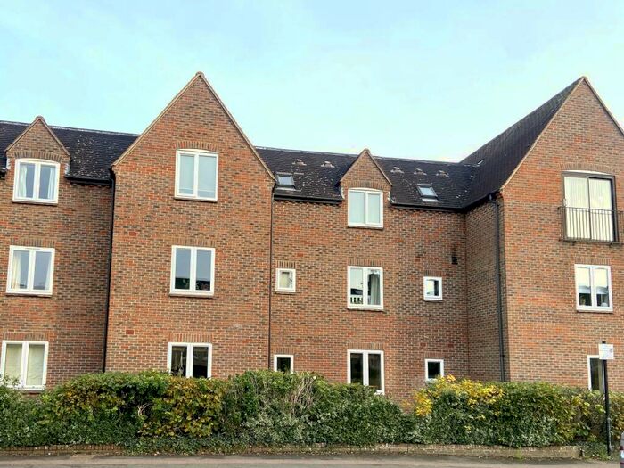 1 Bedroom Flat To Rent In Water Eaton Road, Oxford, OX2