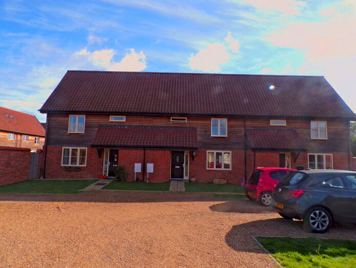 3 Bedroom House To Rent In Mount Pleasant Drive, NR16