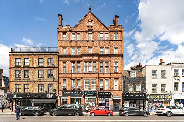 3 Bedroom Flat To Rent In Commercial Road, Whitechapel, London, E1