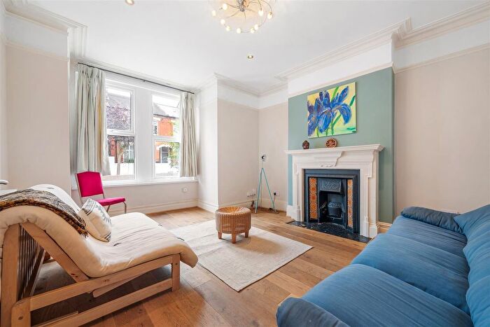 6 Bedroom Terraced House For Sale In Harpenden Road, West Norwood, SE27