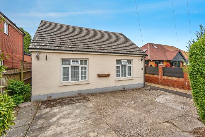 2 Bedroom Bungalow For Sale In Jubilee Road, Waterlooville, Hampshire, PO7