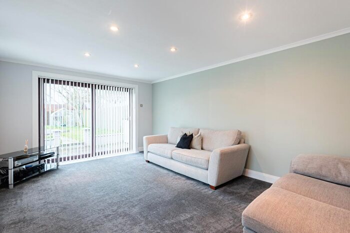 3 Bedroom Cottage For Sale In Hill Street, Strathmiglo, KY14