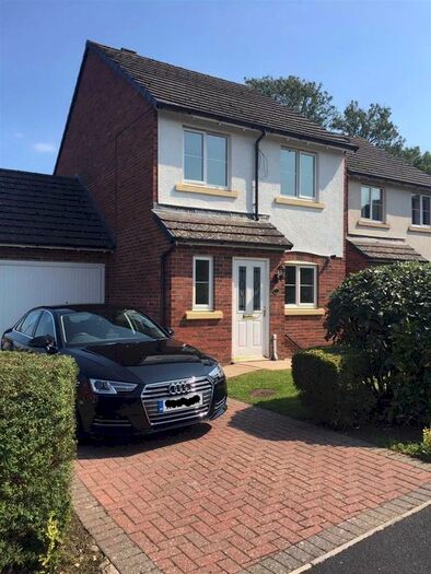3 Bedroom Detached House To Rent In Helvellyn Rise, Carlisle, CA2