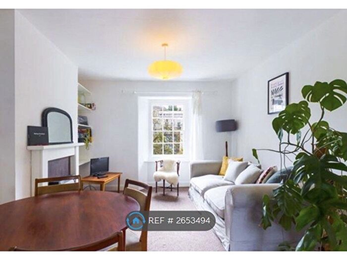 3 Bedroom Maisonette To Rent In Kimberley Park Road, Falmouth, TR11