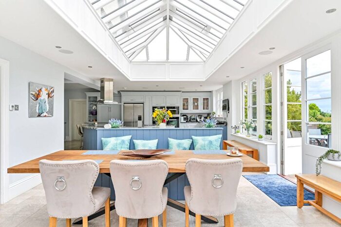 6 Bedroom Detached House For Sale In Church Road, Cookham Dean, Maidenhead, SL6