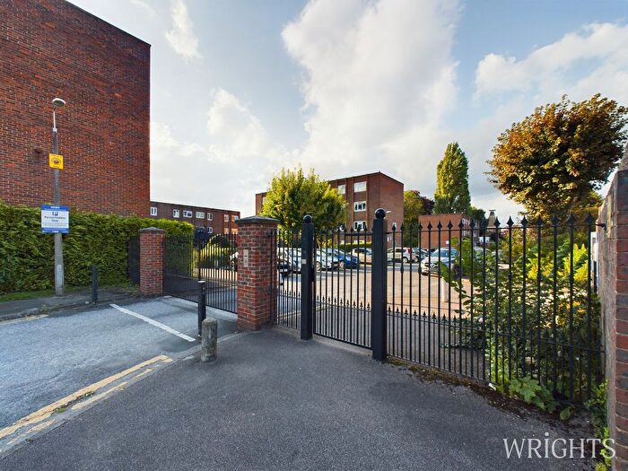 Studio To Rent In Broadmeads, Ware, SG12