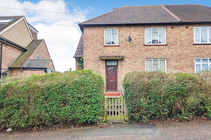 3 Bedroom Semi Detached House For Sale In Chigwell Lane, Loughton, Essex, IG10