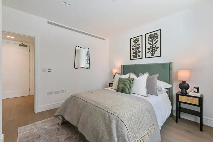 1 Bedroom Flat For Sale In Chiswick High Road, London, W4