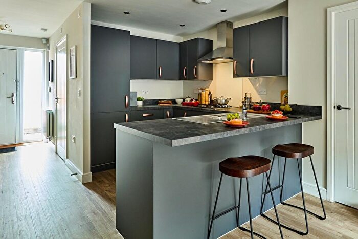 2 Bedroom Semi Detached House For Sale In Thorpe Close, Bordon, Hampshire, GU35