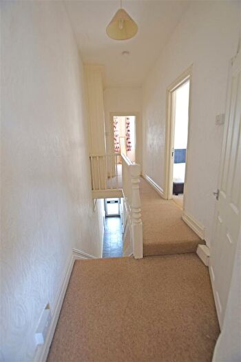 3 Bedroom Terraced House For Sale In Heathfield Road, Heath/Gabalfa, Cardiff, CF14