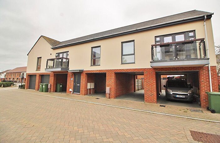 2 Bedroom Semi-Detached House For Sale In Manx Close, Waterlooville, PO7