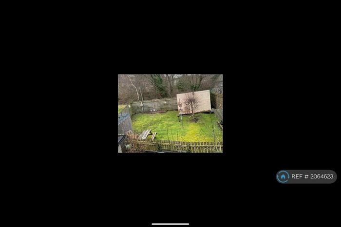 4 Bedroom Maisonette To Rent In Stirling Street, Airdrie, ML6