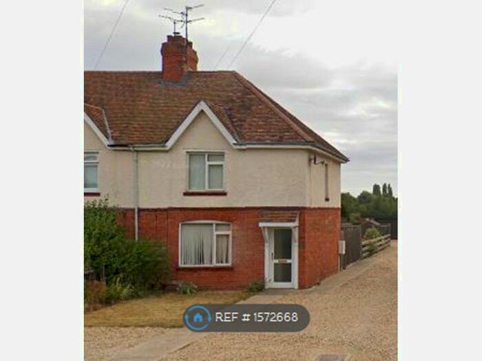 3 Bedroom End Of Terrace House To Rent In Broadgate Lane, Deeping St. James, Peterborough, PE6
